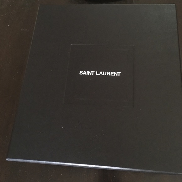 Saint Laurent Black Bea 90 Patent Leather Sandal with Double Knot Detail - Picture 6 of 7